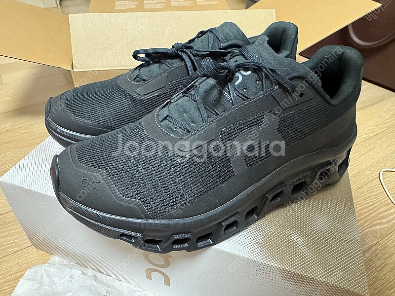 On 온 러닝 클라우드 몬스터 보이드 블랙 285--0