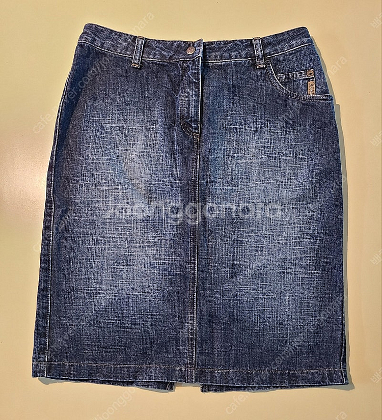 엠포리오 아르마니 데님 스커트 청치마 42 (허리둘레 70)--0