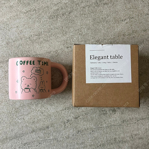홀리몰리 핑크색 캐릭터 동물 곰 토끼 머그컵 미사용 판매합니다!