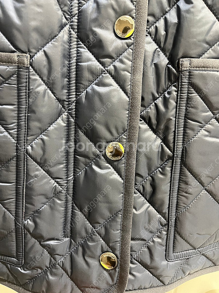 버버리 달리 퀼팅 자켓 S 매장 구매 새상품--2