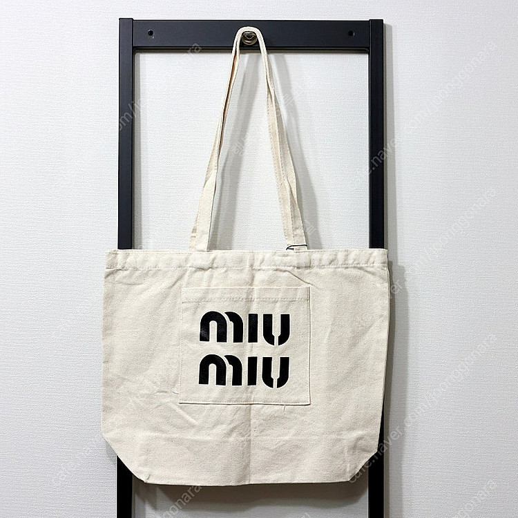 미우미우 에코백--1