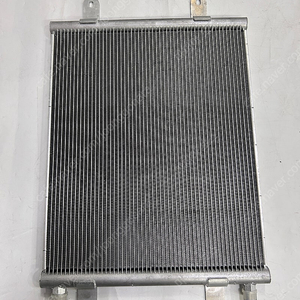 Ferrari 430 AIR CONDITIONING CONDENSER / 페라리 430 에어 컨디셔닝 콘덴셔 / 부품번호 (200340)