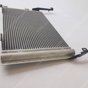Ferrari California AC Air Conditioning Condenser / 페라리 캘리포니아 에어컨디셔닝 콘덴셔 / 부품번호 (52424994) 이미지