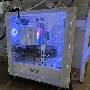 라이젠7 9800X3D + RTX5070Ti 본체 팝니다