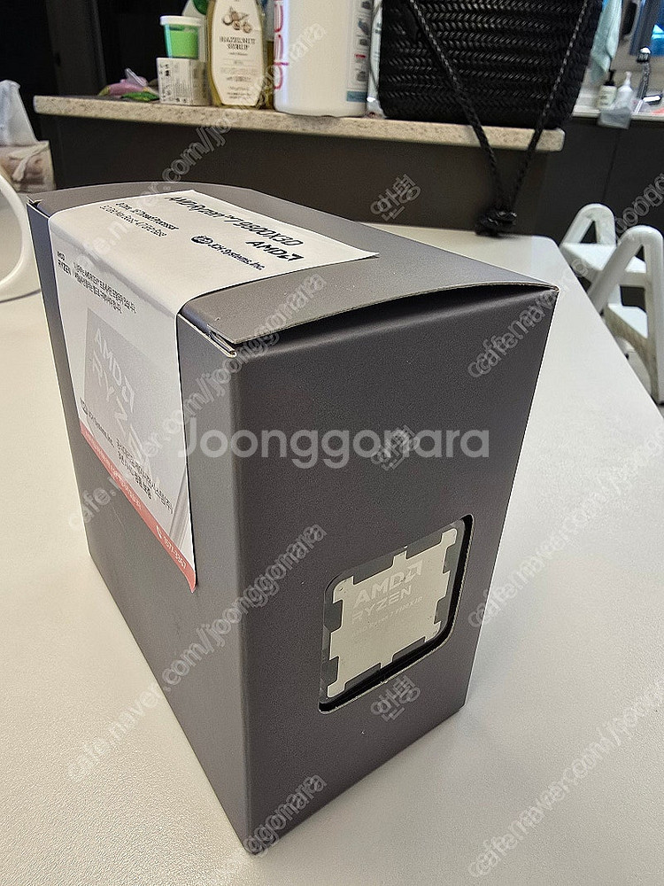 AMD 9800X3D 미개봉 새제품 판매--0