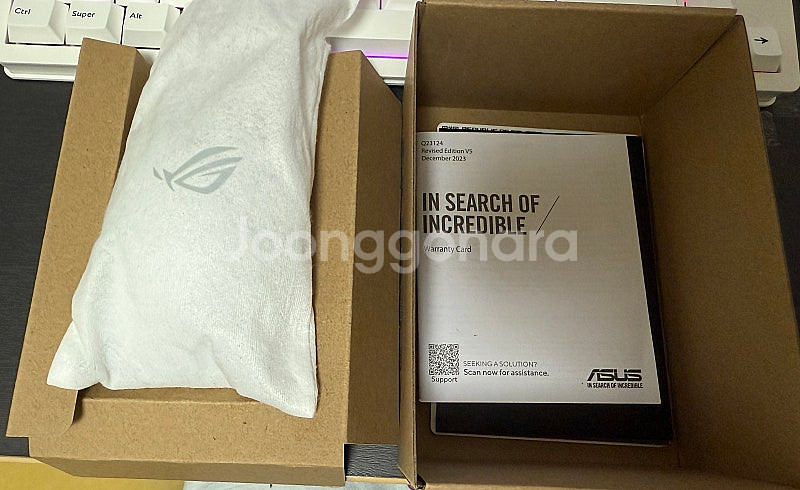 ASUS HARPE ACE MINI 하프 에이스 미니 화이트 팝니다--1