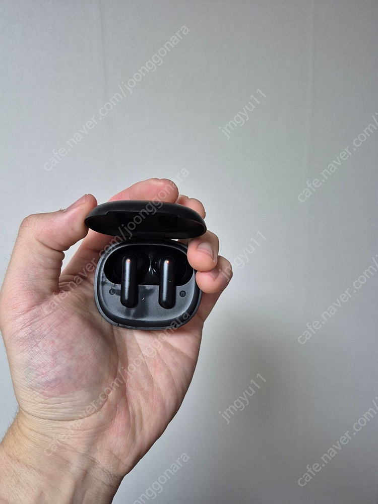 QCYHT16 멜로버즈 무선 이어폰팝니다.--3