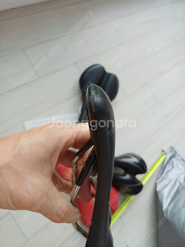 안장 스페셜라이즈드 페놈 익스퍼트 티탄레일--3