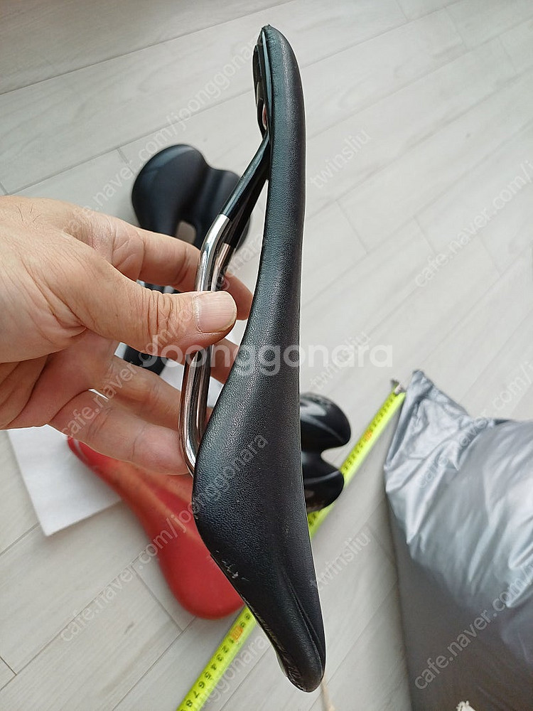 안장 스페셜라이즈드 페놈 익스퍼트 티탄레일--5