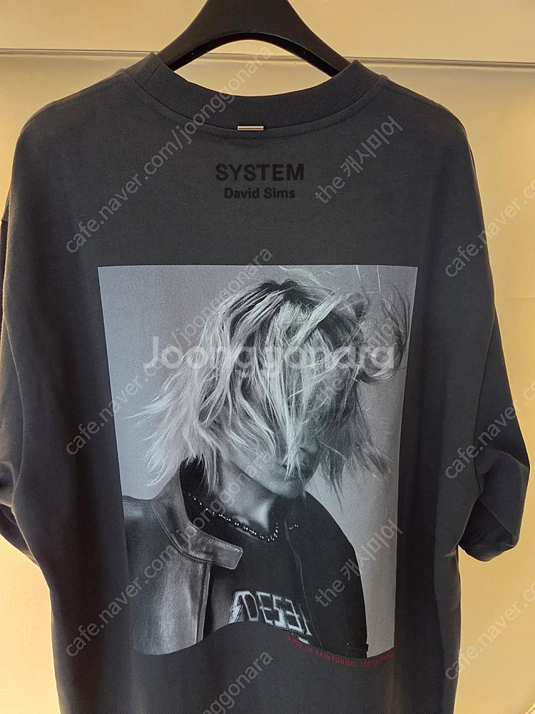 24 SYSTEM 완판 백 프린티드 하프슬리브 티셔츠 ...--0