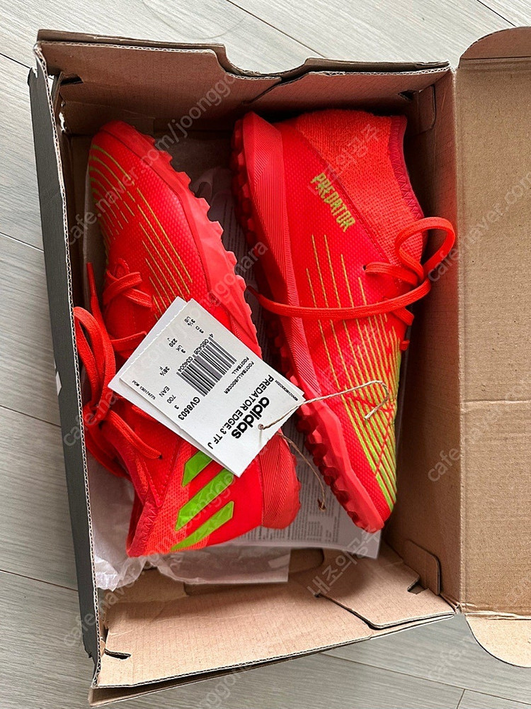 아디다스 프레데터 엣지.3 TF J 풋살화 GV8503 / 220사이즈--0