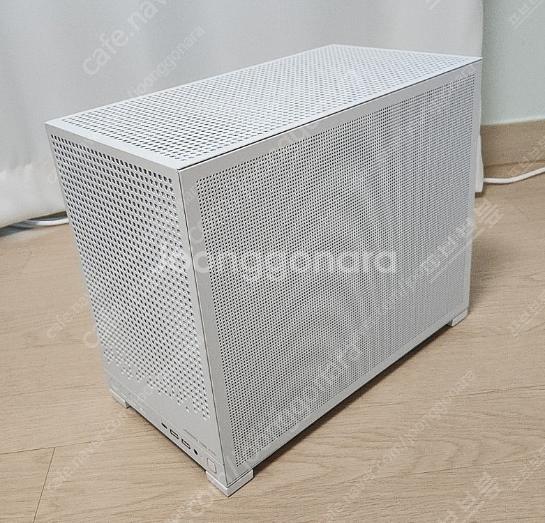 9800x3d, 5080 미니타워 화이트--1