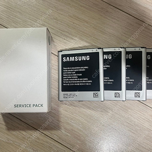 (부품) 오래된 삼성갤럭시 S2, S3 핸드폰 겸용 밧데리 팝니다