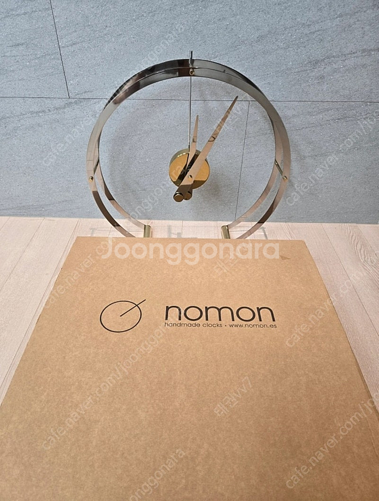 새상품 nomon 정품 노먼 노몬 오메가 스탠드 탁상시--0