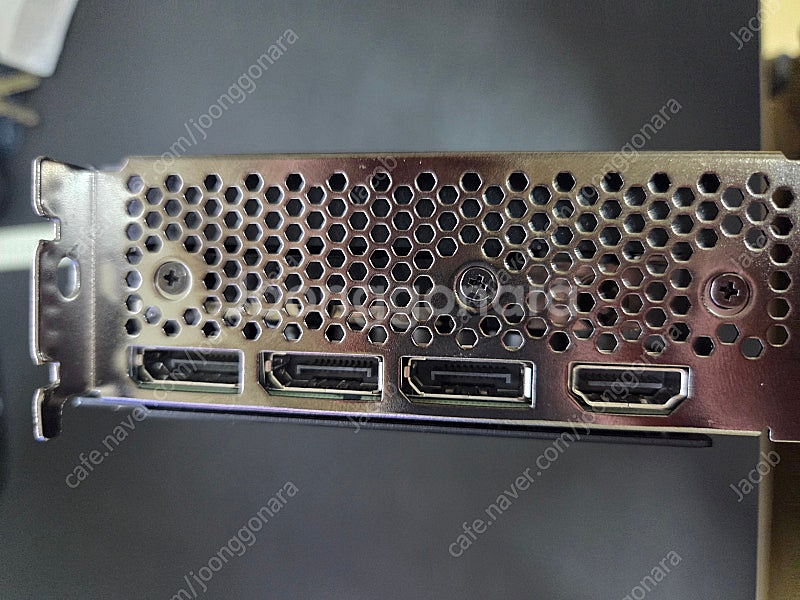 Nvidia RTX 3070 8g 팝니다.--4