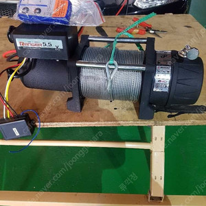 레인저윈치5.5X 12V 이양기견인윈치 멧돼지사냥후견인윈치 고소작업대윈치 런바차량용윈치5500LBS