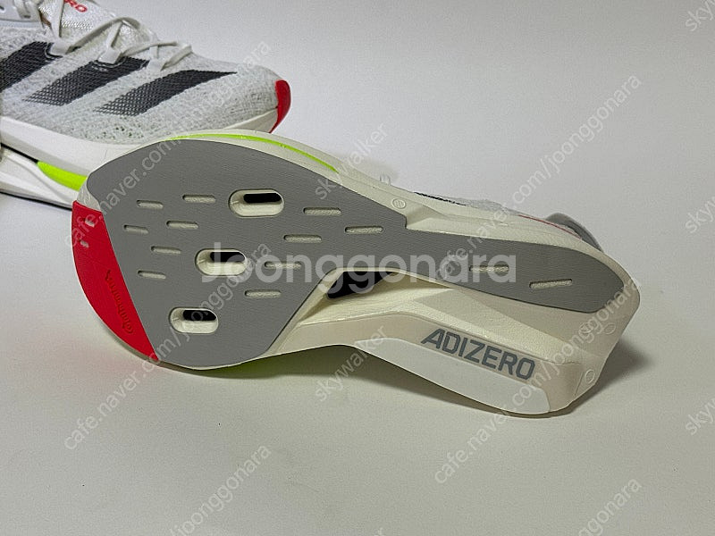 아디다스 카본 러닝화 아디제로 프라임 X2 스트렁 / 255--3