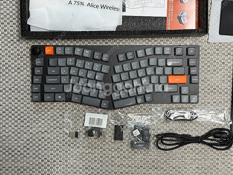 [키크론] K15 PRO MAX 풀박스 + 실리콘팜레스...--1