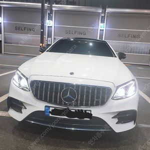 벤츠 w213 세로그릴 실버 팝니다
