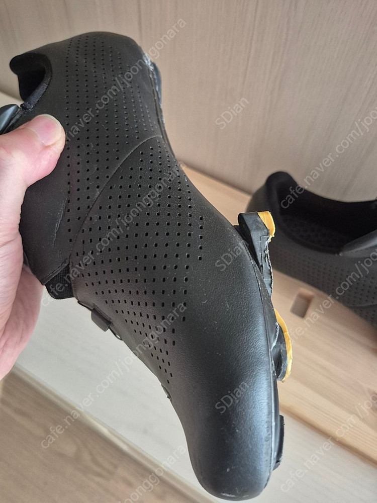 피직 Fizik R1 클릿슈즈 43사이즈--2