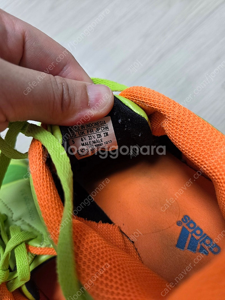 아디다스 풋살화 축구화 215,230 일괄 판매합니다.--8