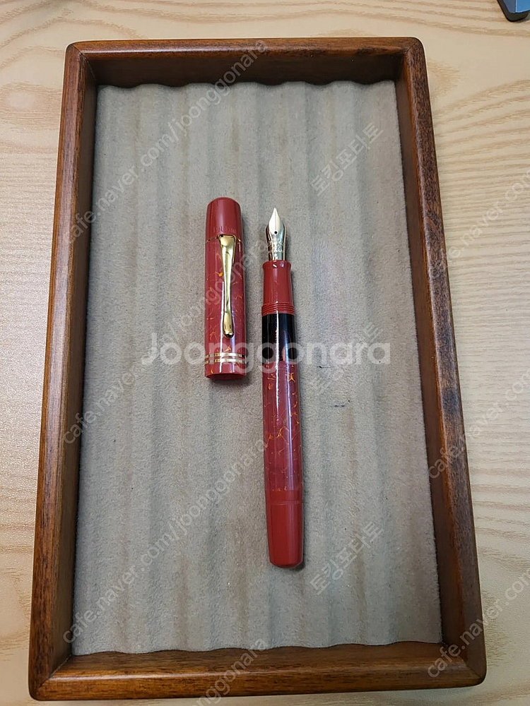 펠리칸 m101n 브라이트 레드 m or ef 만년필--1