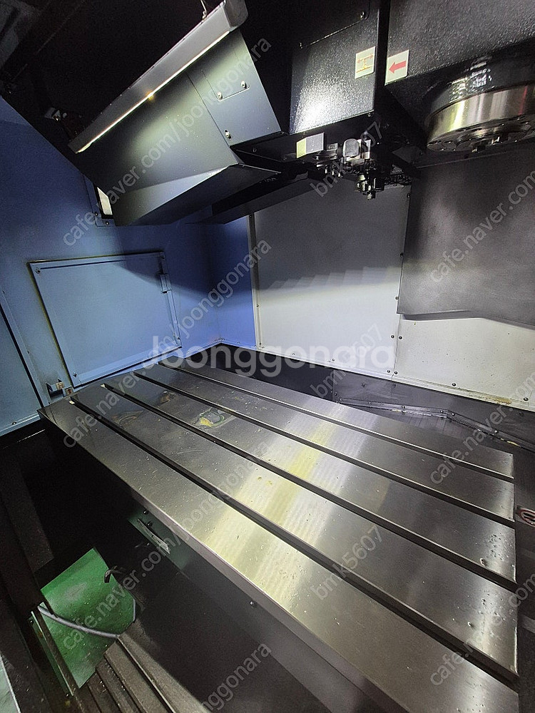 DNM5700 2022년 주축관통 70바 12000rpm--2