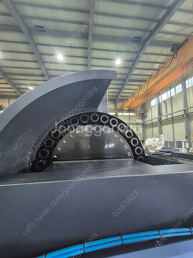 DNM5700 2022년 주축관통 70바 12000rpm--8