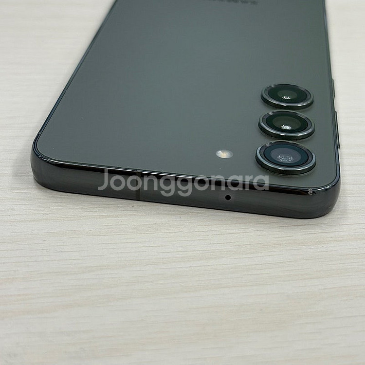 갤럭시S23 그린색상 256용량 무잔상 미파손 깨끗한단말기 A급 36만 판매해요--7