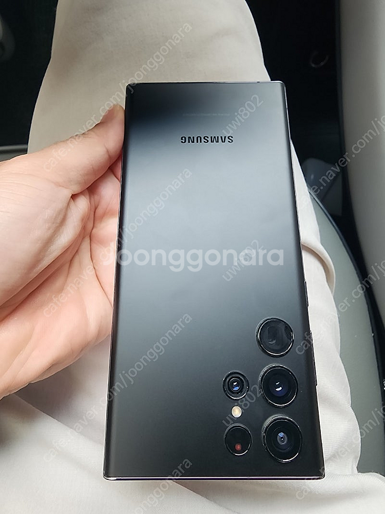 S22 울트라 블랙 정상해지 하단쪽 녹색작은점 매우 희...--4