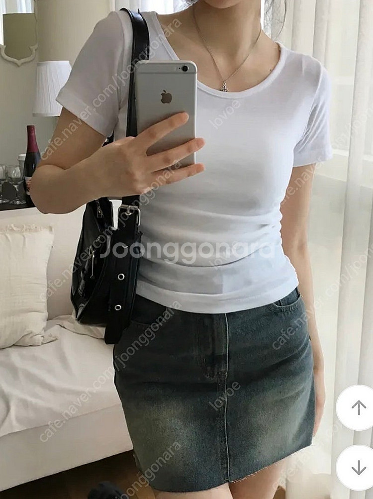 새상품)슬림핏 라운드넥 기본 무지티 반팔티셔츠 이너 에...--0