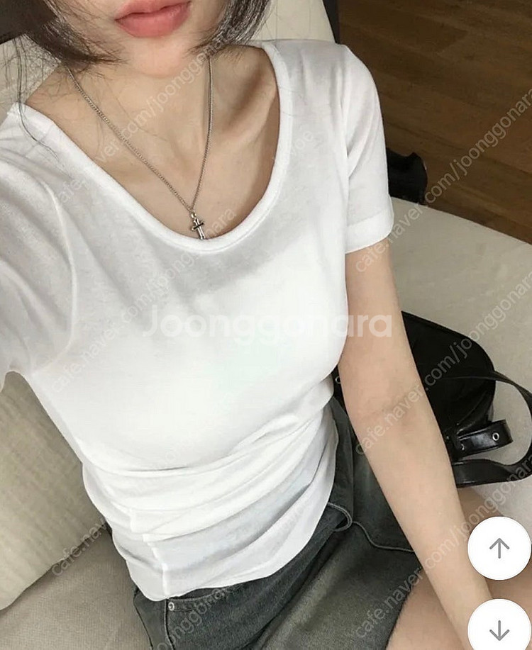 새상품)슬림핏 라운드넥 기본 무지티 반팔티셔츠 이너 에...--2