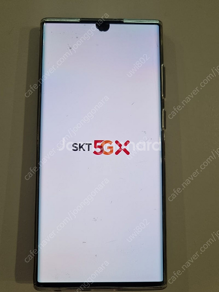 S22 울트라 블랙 정상해지 하단쪽 녹색작은점 매우 희...--1