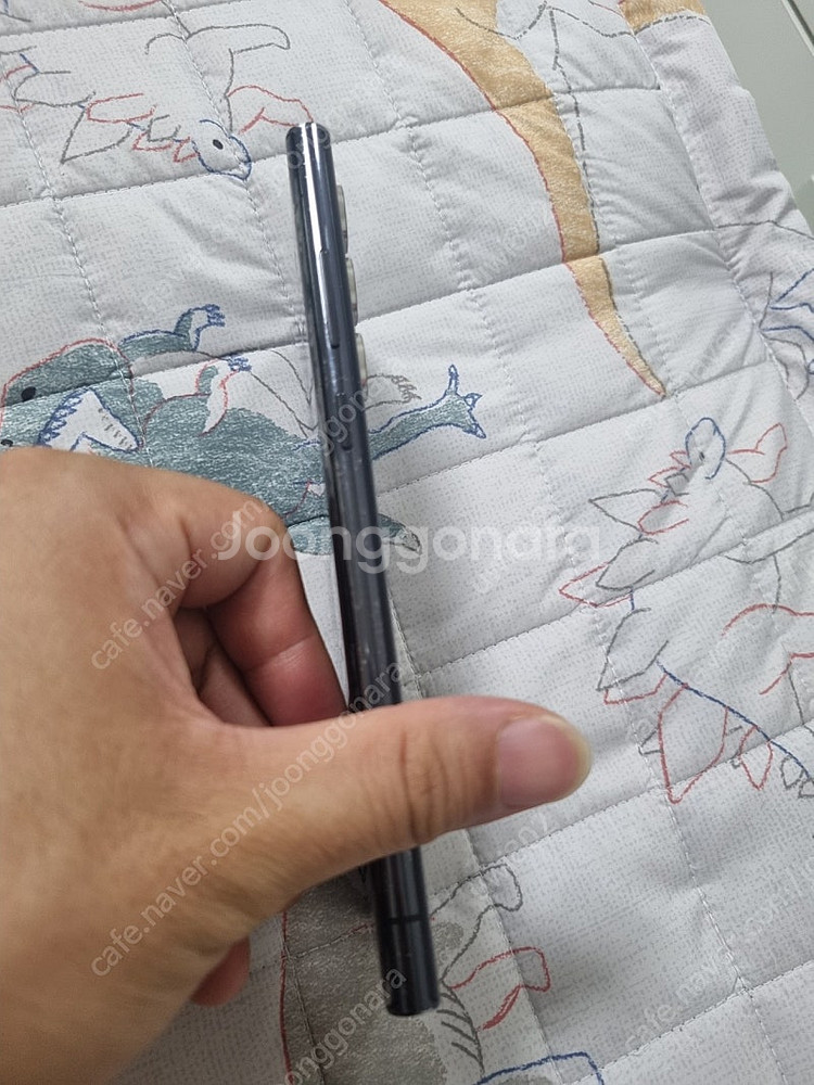 S22 울트라 블랙 정상해지 하단쪽 녹색작은점 매우 희...--6