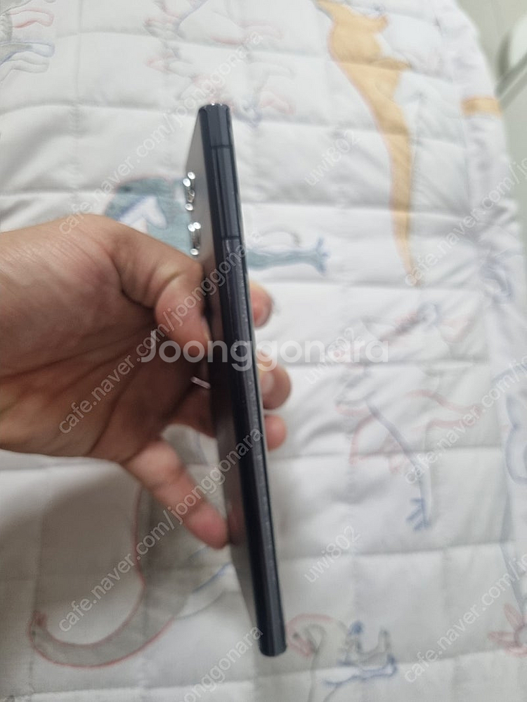 S22 울트라 블랙 정상해지 하단쪽 녹색작은점 매우 희...--8