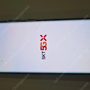 겔럭시 울트라 S22 512G 블랙 512기가 정상작동 정상해지 상단위 옆에 옅은 실금있음 거의 티안남