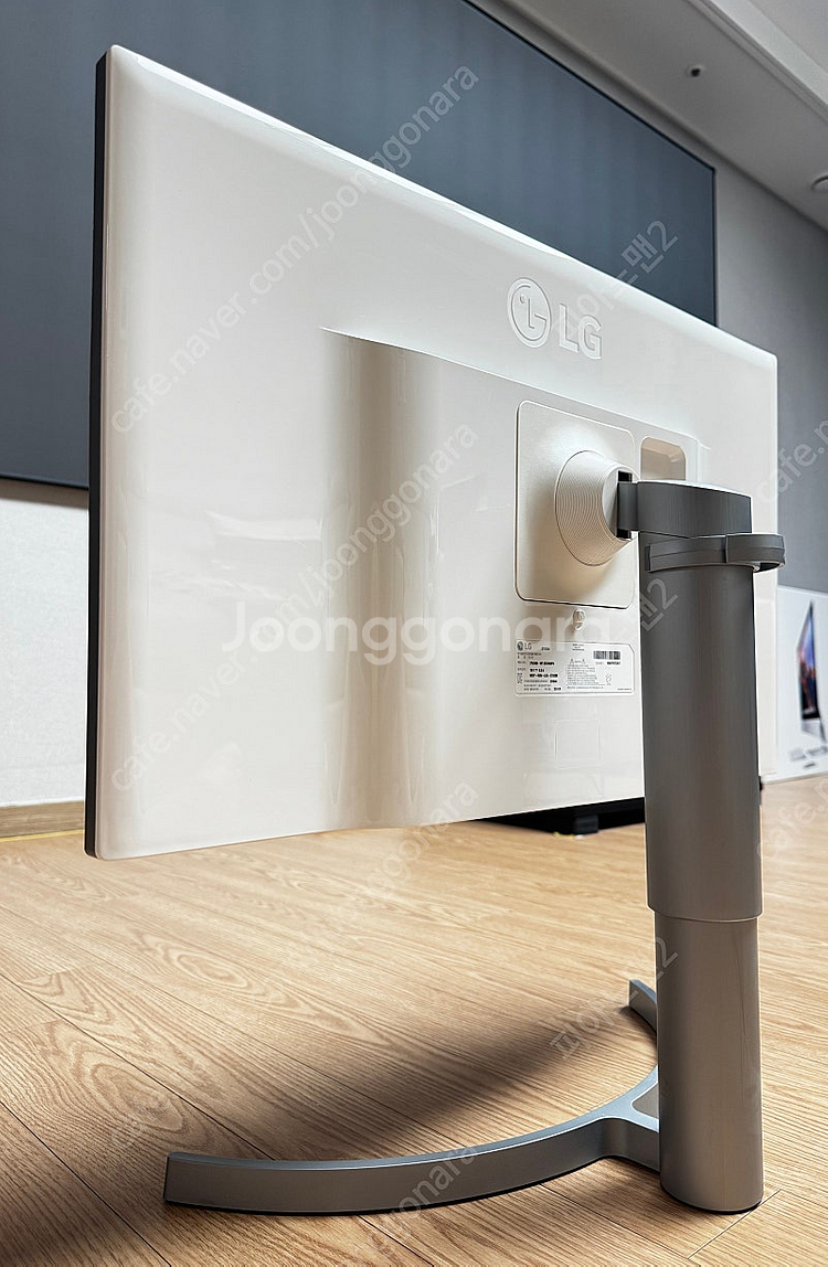 LG 27인치 4K UHD 모니터 (USB-C케이블 하...--5