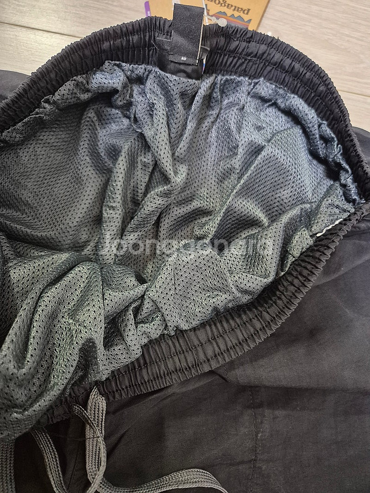 쿨거래시 7만택포! 정가 158,000원 미착용 새제품 정품 파타고니아 반바지 블랙--6