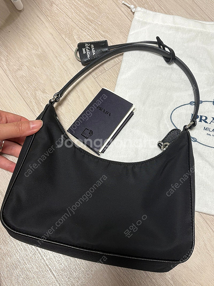 프라다 2005 리나일론 블랙--6