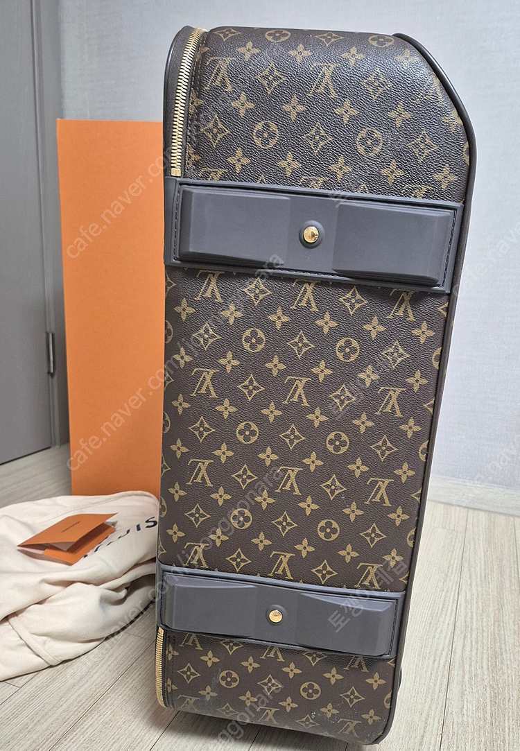 정품 루이비통 캐리어 여행가방 이미지