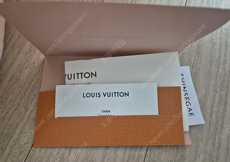 정품 루이비통 캐리어 여행가방 이미지