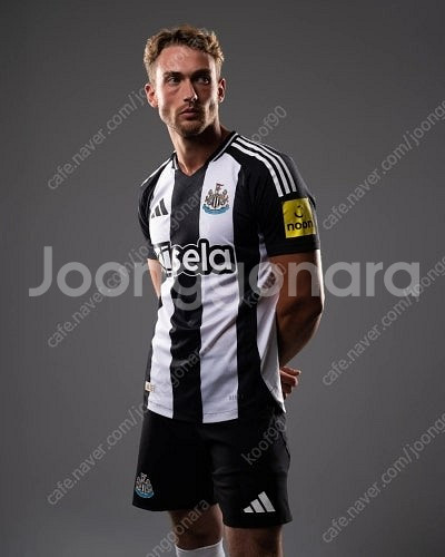 [새제품] 뉴캐슬 24/25 유니폼 해외 L 국내 XL--2