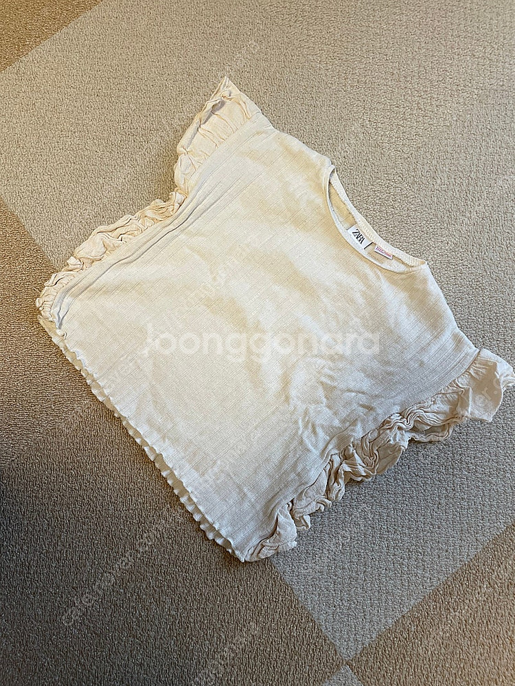 ZARA 키즈 반팔티(4-5y) 110--0