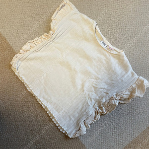 ZARA 키즈 반팔티(4-5y) 110