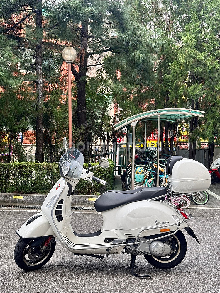 베스파gts300 낮은키로수39XX km 베스파--2