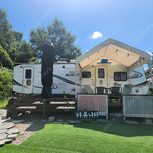 정박형 미국식 대형 카라반 ㅡ 18,000,000원