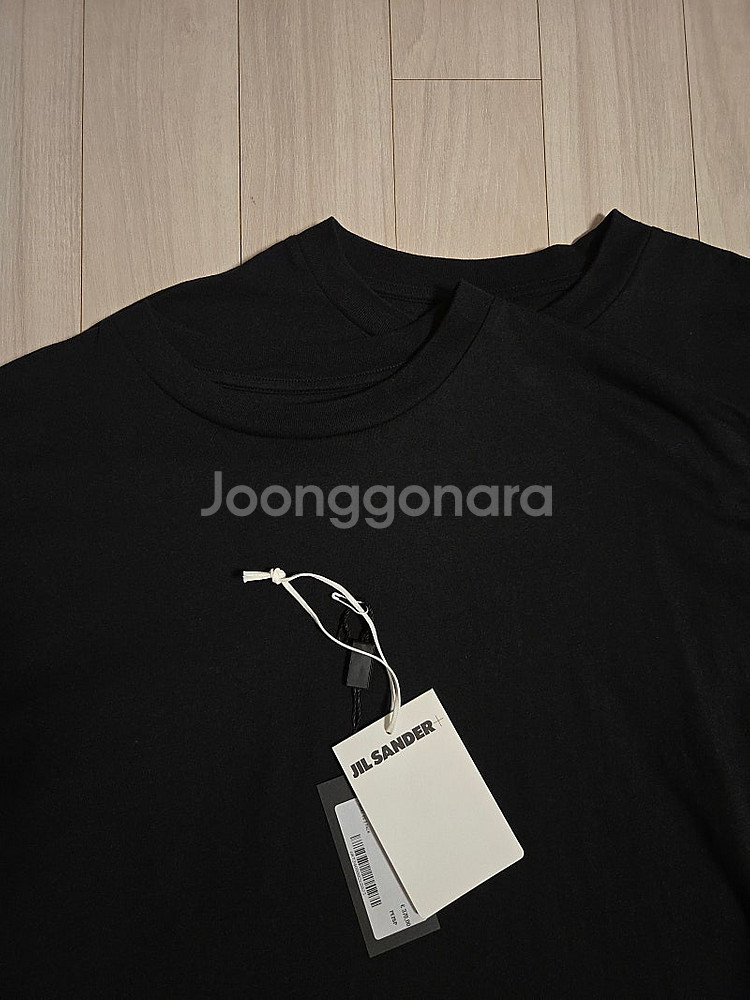 질샌더 로고 반팔 티셔츠 3개 세트 팝니다. 블랙 XL...--3