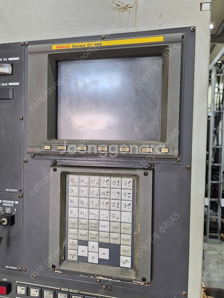 CNC/MCT 머시닝쎈터 현대위아 vx380tdi 급매합니다--4