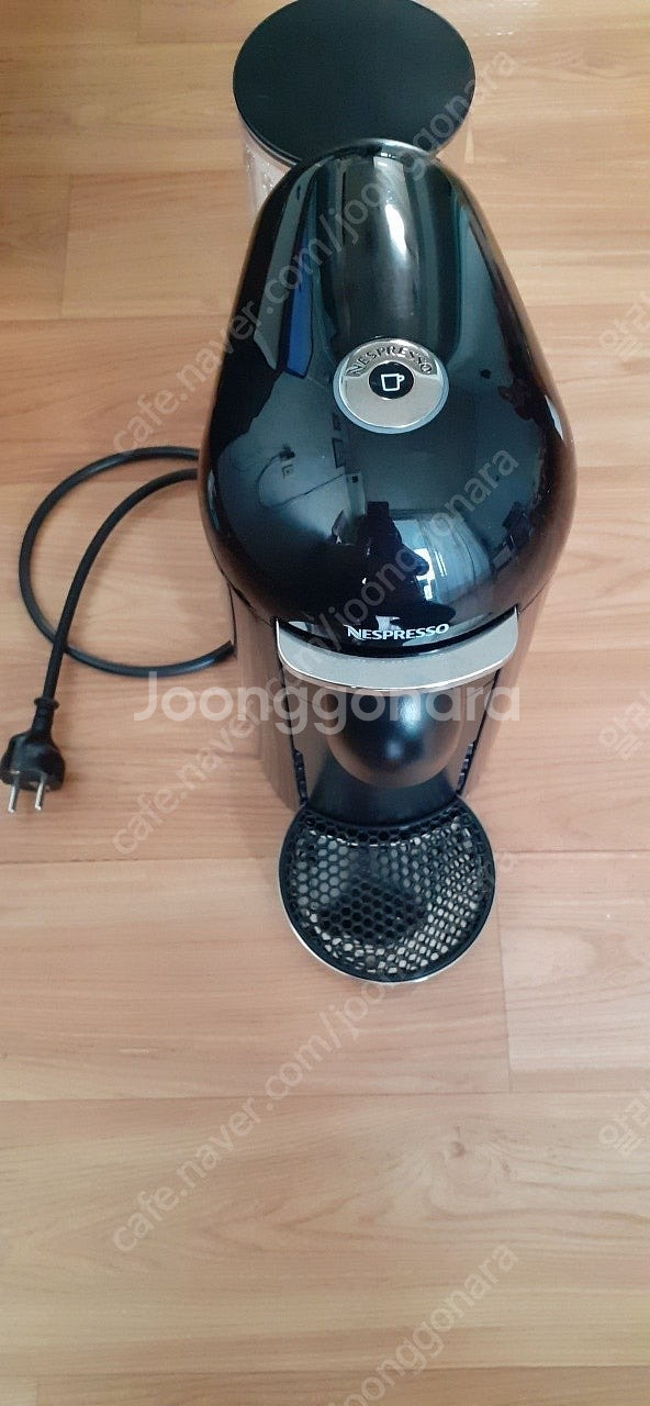 네소프레소 버츄어플러스 커피머신--0
