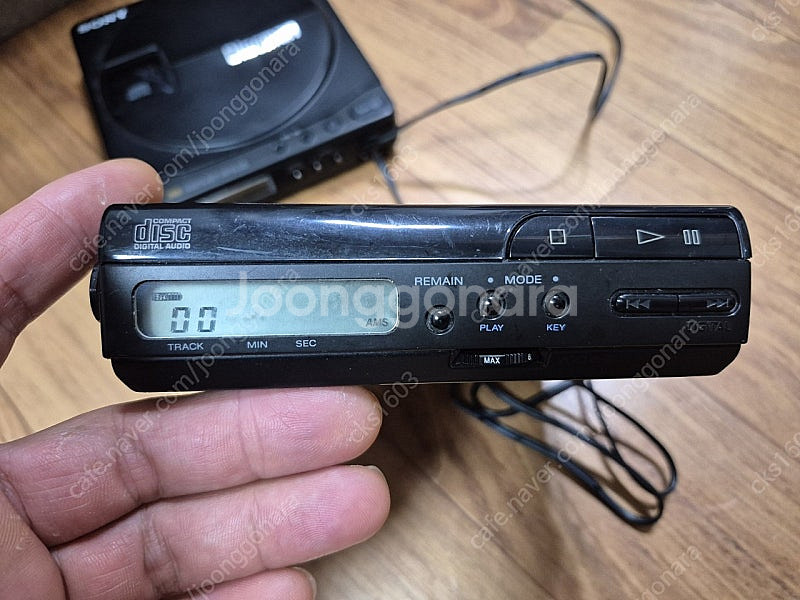SONY CDP D-30, D-90 정크기기 두점 일괄...--9